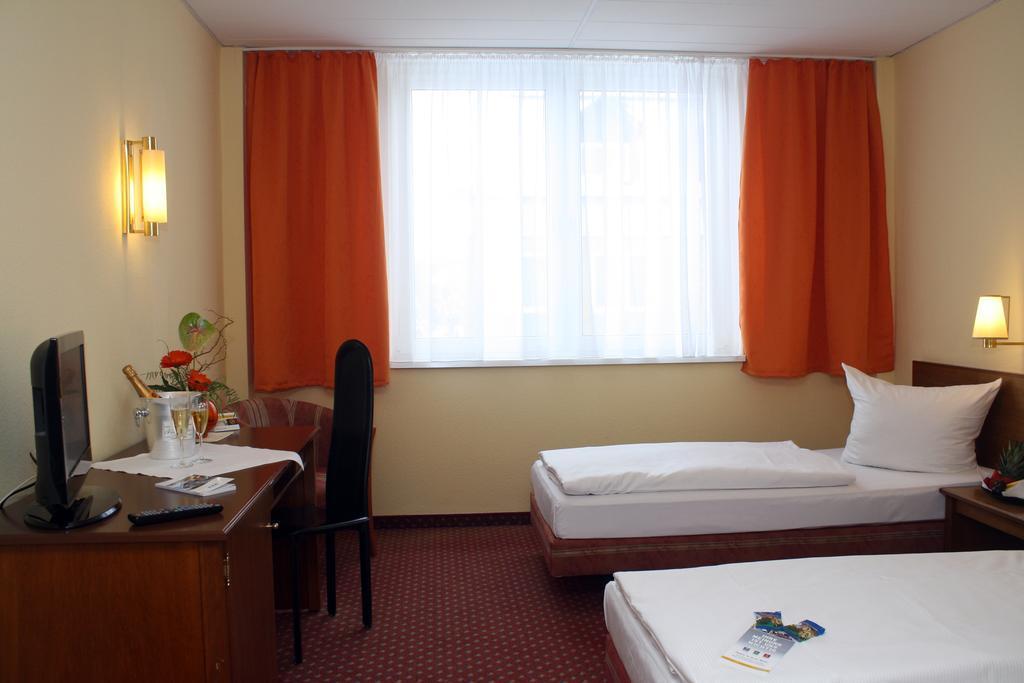 Quick Dresden West Hotel